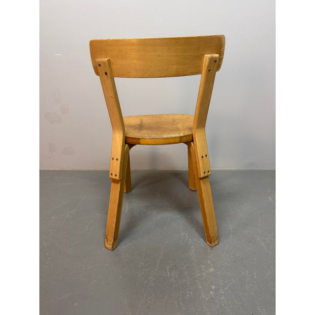 Mid-Century Modern First Edition Model 69 Chairs in Plywood by Alvar Aalto for Artek, Finland, 1940s, Set of 3 For Sale - Image 3 of 9