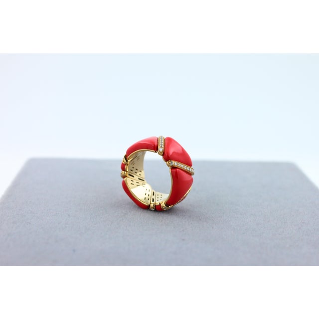 Diamond Red Enamel Flexible Eternity Band 18 Karat Yellow Gold Unique Ring, Size 6 For Sale In Washington DC - Image 6 of 18