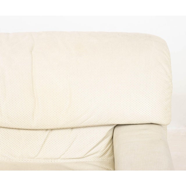 Saporiti Italia Cream Leather Upholstered Two-Seat "Wave" Sofa, designed by Giovanni Offredi, Fratelli Saporiti label...