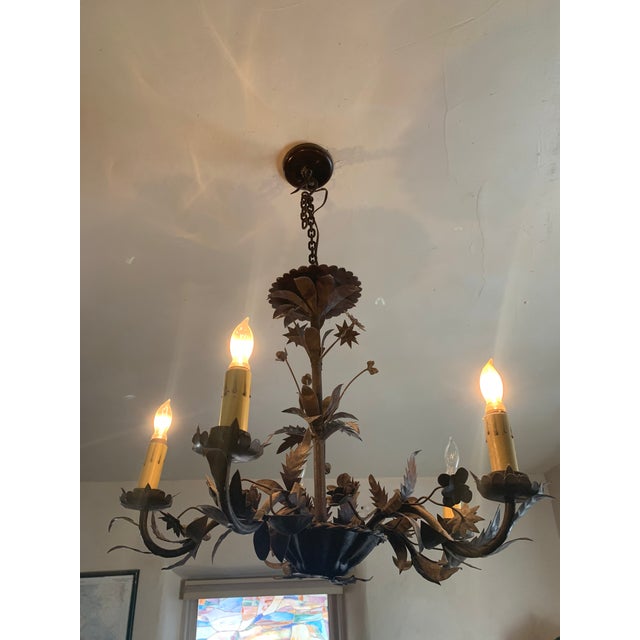 French Provincial Early 20th Century Ornate Leaf Gilt Iron Chandelier For Sale - Image 3 of 10
