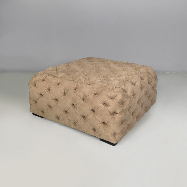 Italian Modern Squared Pouf in Beige Suede with Buttons, 1990s For Sale - Image 13 of 13