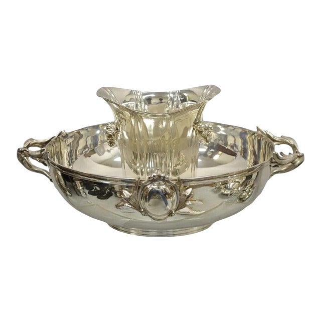Early 20th Century English Victorian Royal Castle Silver Plated Ice Bowl & Champagne Chiller Bucket For Sale