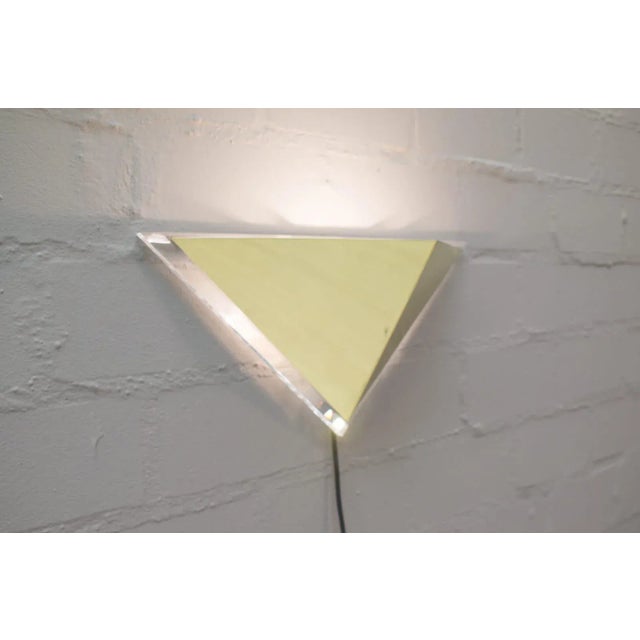 1970s Hollywood Regency Metal &amp; Acrylic Glass Wall Lights, 1970s, Set of 2 For Sale - Image 5 of 8