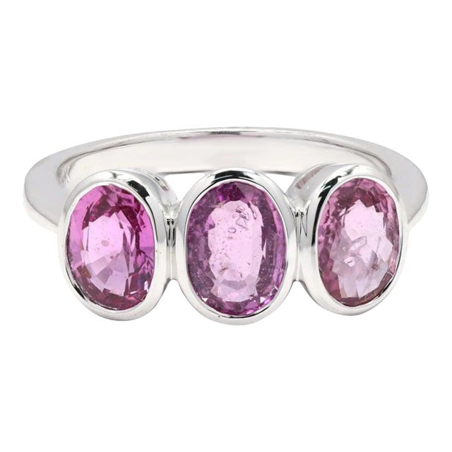 3.54Ct Three Stone Pink Sapphire Cocktail Ring in 18k Gold Size 7 For Sale