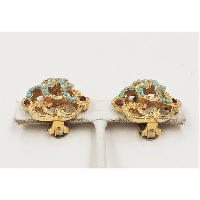 1960s Vintage 1960s De Nicola Cabochon Faux-Turquoise Clip Earrings - 2 Pieces For Sale - Image 5 of 9
