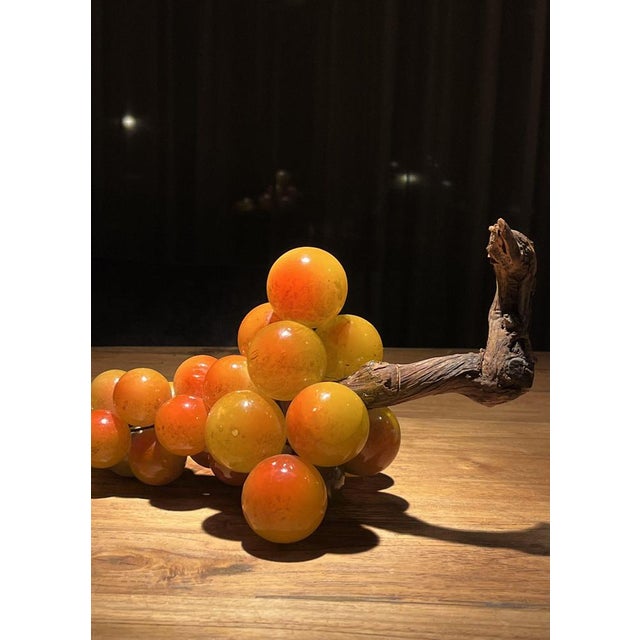 Beautiful Alabaster Grapesross of large format. Coming from Italy, 20th century. Dimensions: 37l x 20h