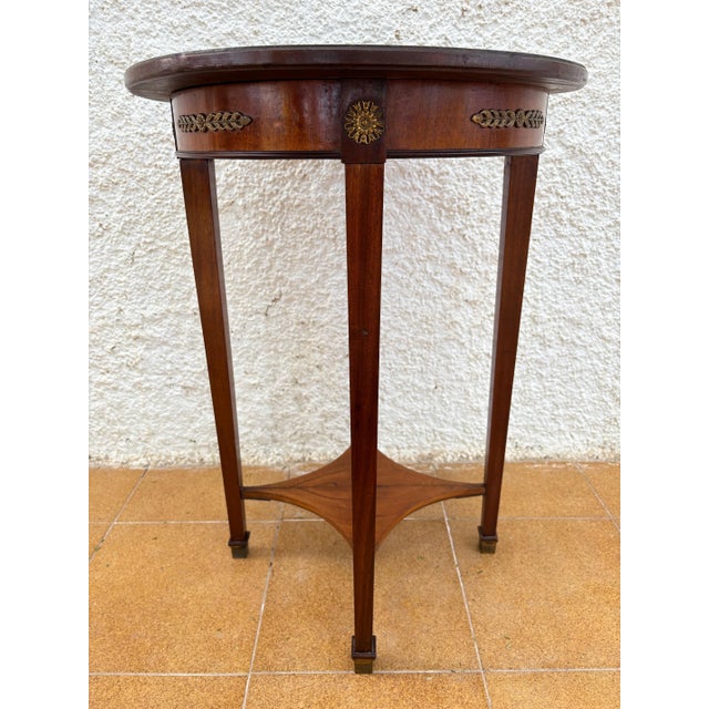 French Neoclassical Round Gueridon With Bronze Mounts, 20th Century For Sale - Image 12 of 13