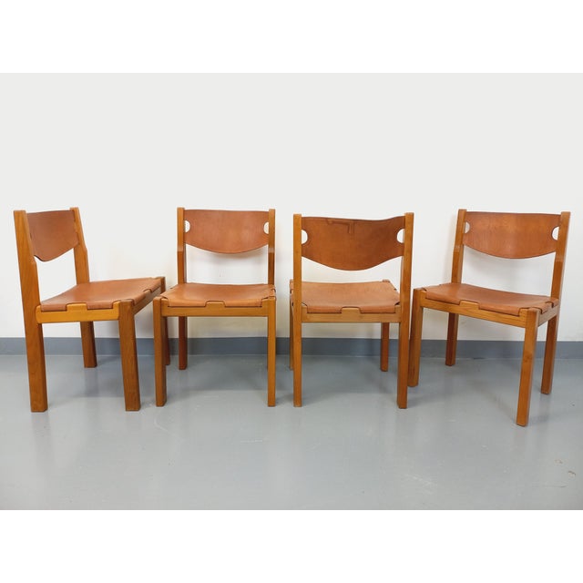 Vintage Chairs in Elm and Leather from Maison Regain, 1970s-1980s, Set of 4 For Sale - Image 18 of 18