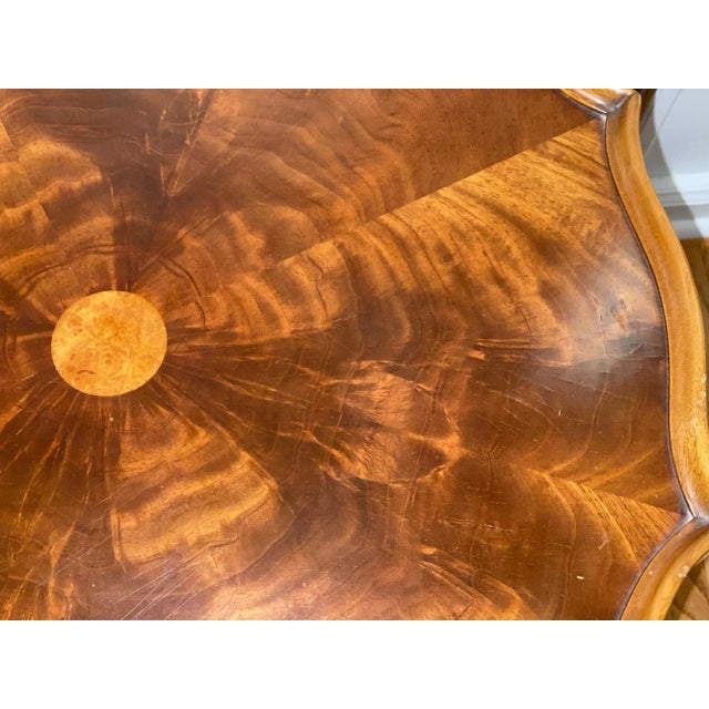 Antique Figure Maple ound Pedestal Table For Sale - Image 4 of 13