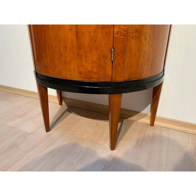 Biedermeier Demilune Half Cabinet in Cherrywood and Brass, France, 1810s For Sale - Image 14 of 18