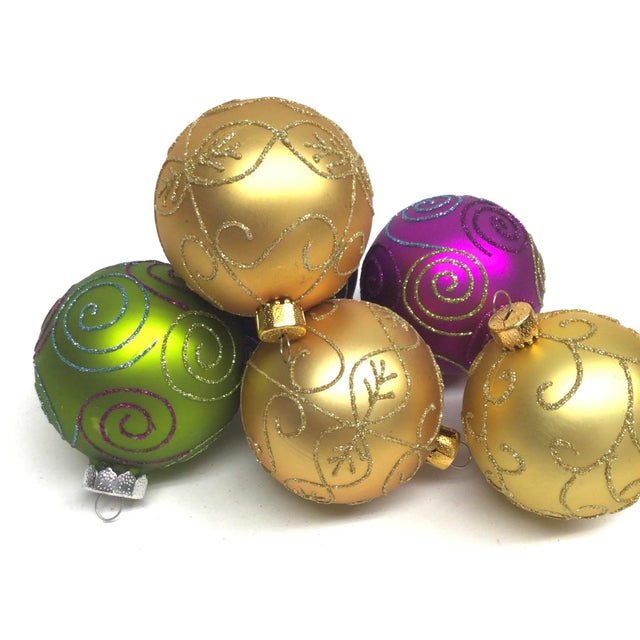 6 Vintage Glass Hanging Ornaments For Sale In Portland, ME - Image 6 of 7