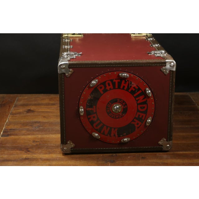 1920s Pathfinder Wardrobe Trunk from Hartmann, 1920s For Sale - Image 5 of 11