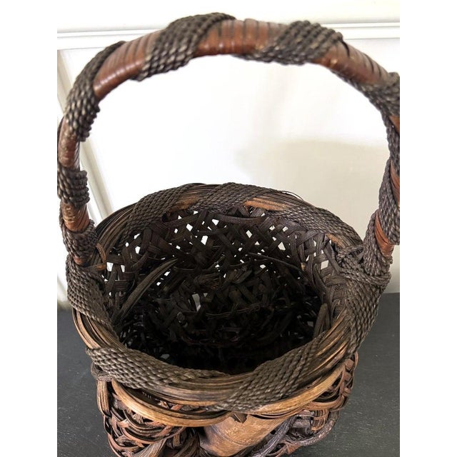 Large Antique Japanese Smoked Bamboo Basket Ikebana Mingei For Sale - Image 15 of 18