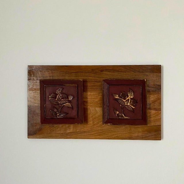 1920s Antique 1920s Chinese Carved Giltwood Wall Panel – Architectural Fragment For Sale - Image 5 of 8