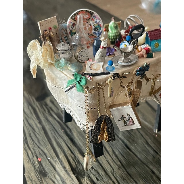 1960s Miniature Installations by Miniaturist Artist Ligia Young For Sale In Miami - Image 6 of 7