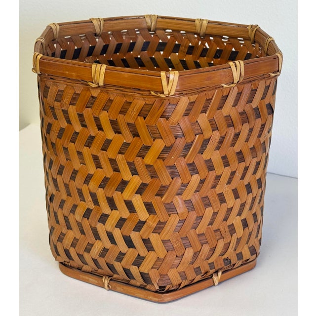 Vintage Hand Woven Wicker Basket For Sale - Image 4 of 8