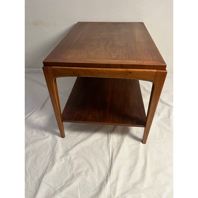 Mid-Century Modern 1960s Lane Rhythm Walnut Side End Table Mid Century Danish Modern For Sale - Image 3 of 11