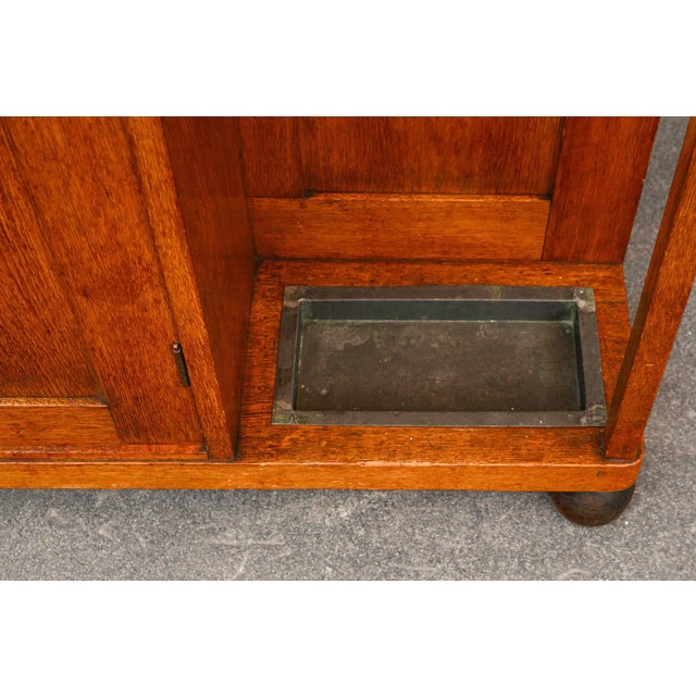Early 20th Century Art Nouveau Wardrobe in Oak For Sale - Image 12 of 18