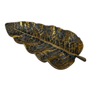 Vintage Brass Leaf Trinket Dish / Decorative Catchall Bowl For Sale
