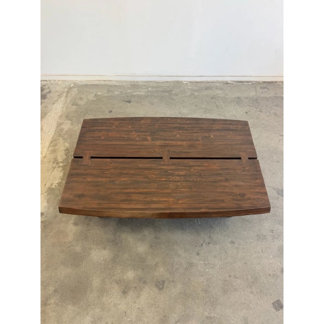 Contemporary Coffee Table in Reclaimed Pine For Sale In Los Angeles - Image 6 of 10