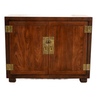 Henredon Mid-Century Hollywood Regency Campaign Oak and Brass Buffet Server or Bar Cabinet For Sale