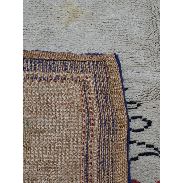 Mid-20th Century Vintage Hand-Loomed Folk Art Wool Rug in Ivory & Navy Blue, 9' X 12' For Sale - Image 10 of 10