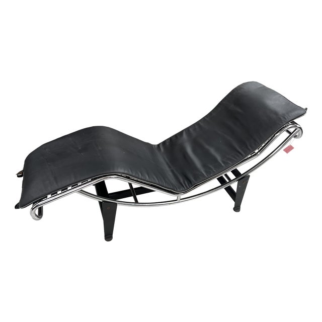 Chrome And Leather Day Bed in the Style of Corbusier For Sale