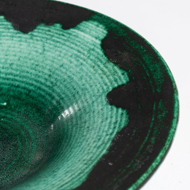 French 1960s France Teal Ceramic Serving Bowl For Sale - Image 3 of 15