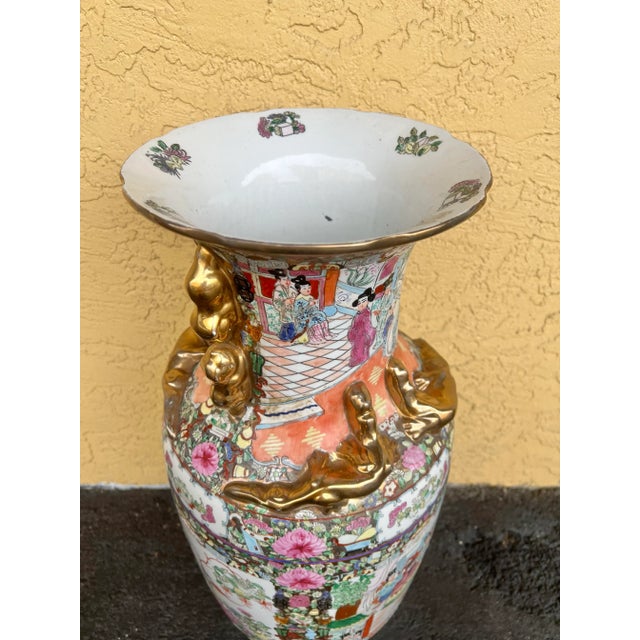 Mid 20th Century Vintage Famille Rose Vase and Hand Painted in Pastels With Heavy Gold Accents For Sale - Image 5 of 11