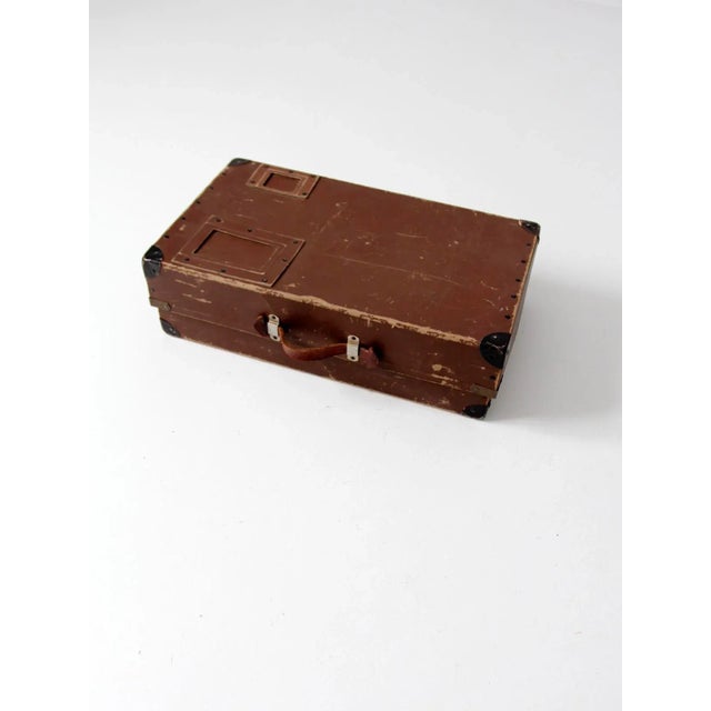 Vintage Laundry Mailing Box For Sale - Image 9 of 9