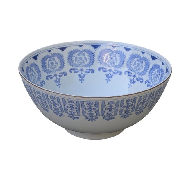 Vintage Chinoiserie Blue and White Porcelain Bowl For Sale - Image 9 of 13