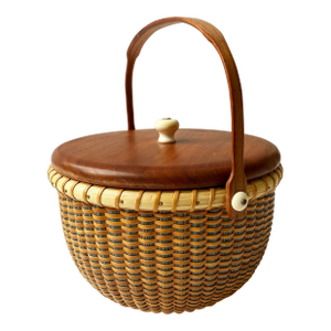 Vintage Signed Nantucket Lighthouse Basket – Handcrafted With Lid, Bone Handle & Geometric Pattern