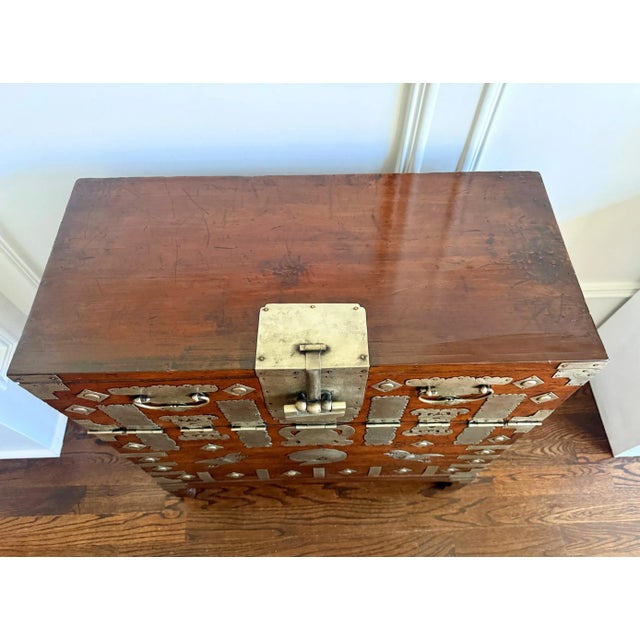 Brown Mid 19th Century Korean Wedding Bandaji Chest Joseon Dynasty Original Invoice For Sale - Image 8 of 12