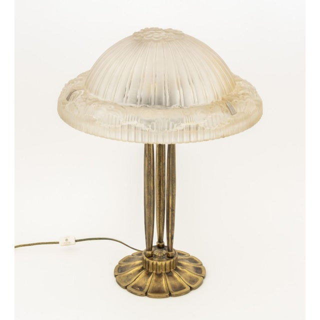 Art Deco Signed Frosted Glass and Brass Table Lamp For Sale In New York - Image 6 of 9
