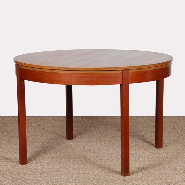 Round Extendable Teak Dining Table, 1970s For Sale - Image 11 of 11