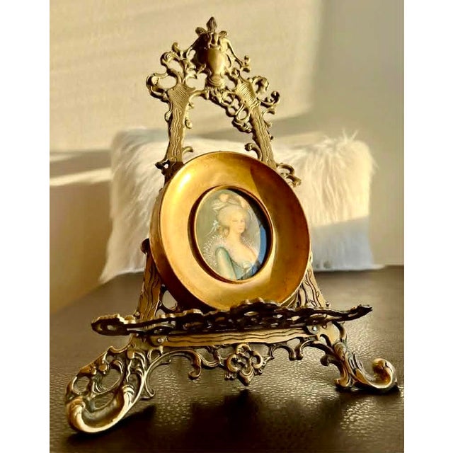 Beautiful miniature oval shaped antique/ vintage Italian original signed painting with gilded wooden frame of a royal...