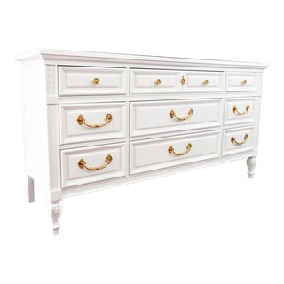 20th Century Hollywood Regency White Lacquered Dresser For Sale