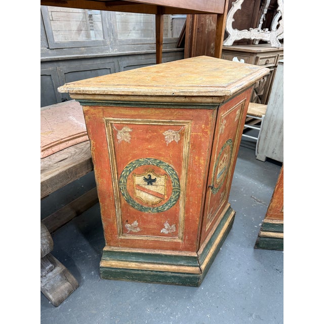 18th. C. Italian Painted Pair of Cabinets From Tuscany For Sale - Image 4 of 9