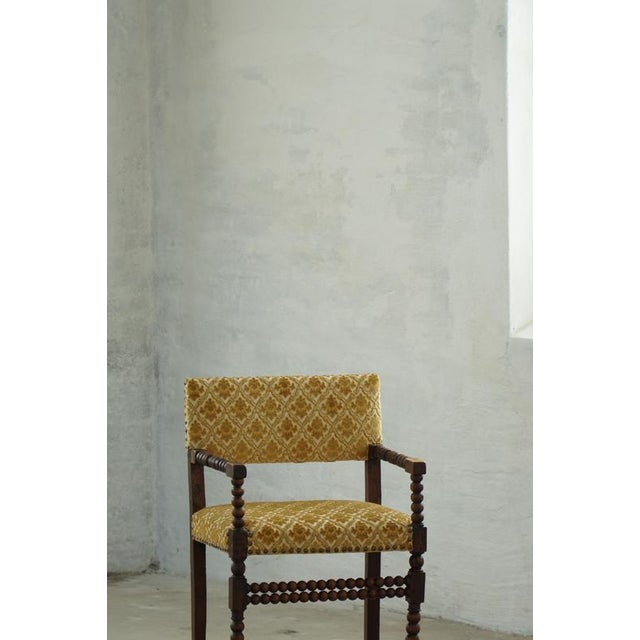 1930s French Louis XIII Style Bobbin Armchair with Patterned Fabric, 1930s For Sale - Image 5 of 18