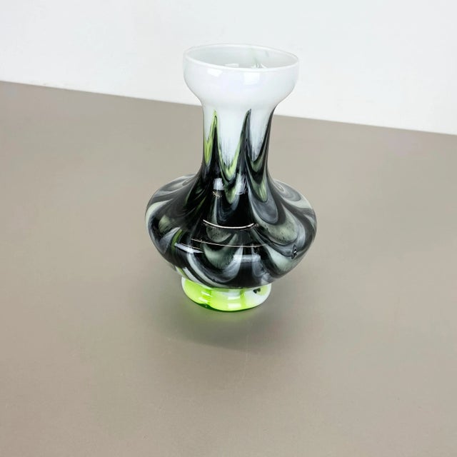 Large Vintage Pop Art Multicolor Opaline Vase, Italy, 1970s For Sale - Image 4 of 16