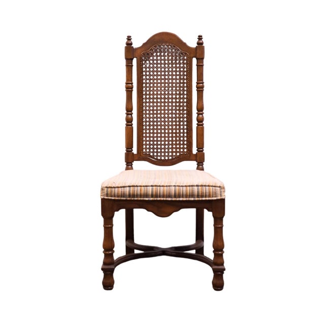 English Thomasville Furniture Kenilworth Collection Solid Oak English Tudor Style Dining Side Chair 860-99 For Sale - Image 3 of 12