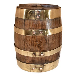 19th Century English Oak Strapped Treen Barrel For Sale