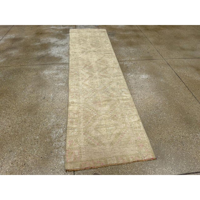 Beige Galerie Shabab Collection Mid-20th Century Turkish Anatolian Runner For Sale - Image 8 of 10