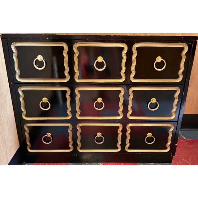Mid-Century Modern 1950’s Attributed to Dorothy Draper Espana Line Mid Century Modern Chest of Drawers. Black Lacquer Made of Cherry For Sale - Image 3 of 14