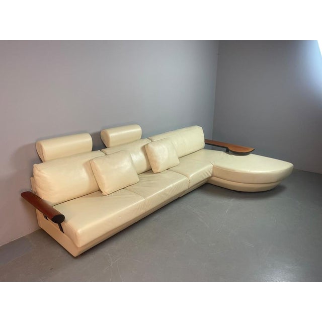 Mid-Century Italian Cream Leather Landscape Sofa with Chaise Longue and Integrated Table from Frighetto, Italy, 1980s, Set of 2 For Sale - Image 10 of 18