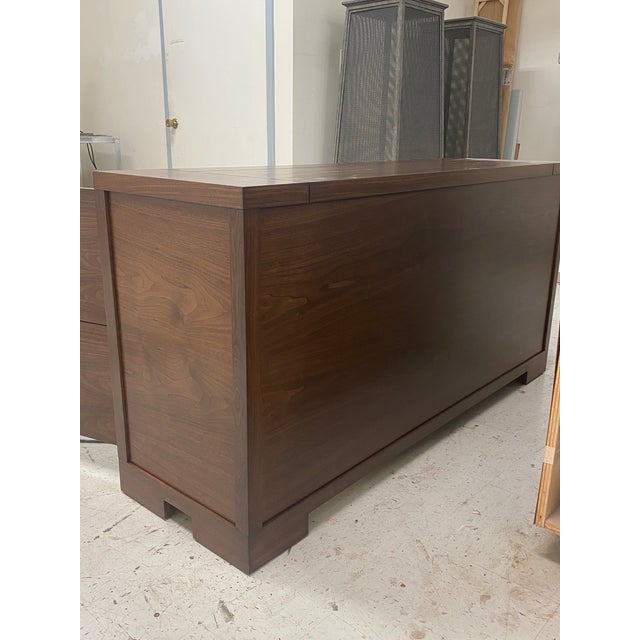 2020s Modern Pop -Up Tv Cabinet For Sale - Image 5 of 8