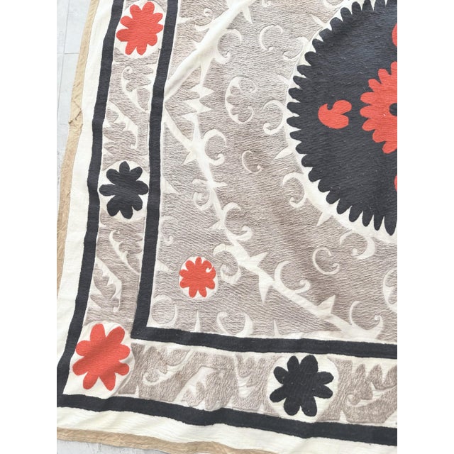 1960s Brown Suzani Tablecloth, 4'4'' X 4'8'' For Sale - Image 5 of 8