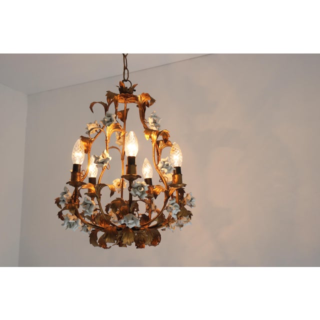 Vintage Florentine Tôle Chandelier with Porcelain Roses, 1950s For Sale - Image 10 of 14