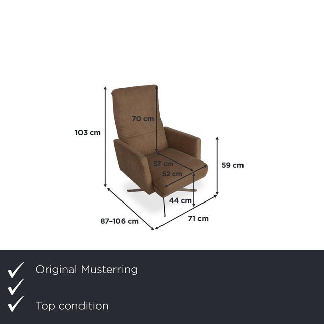 This Musterring MR 495 set, consisting of a comfortable armchair and matching ottoman, is the epitome of contemporary...