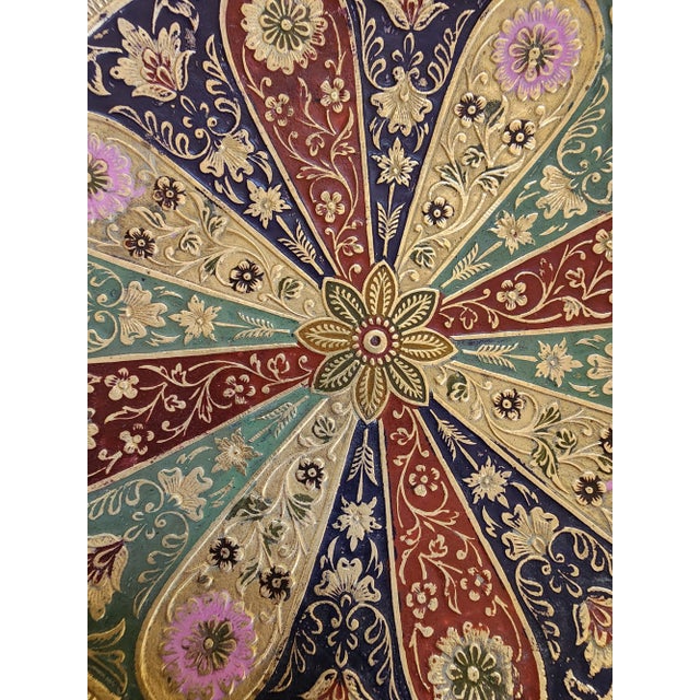 A very nice, sturdy and attractive piece of decor. The colors are far more radiant in person.